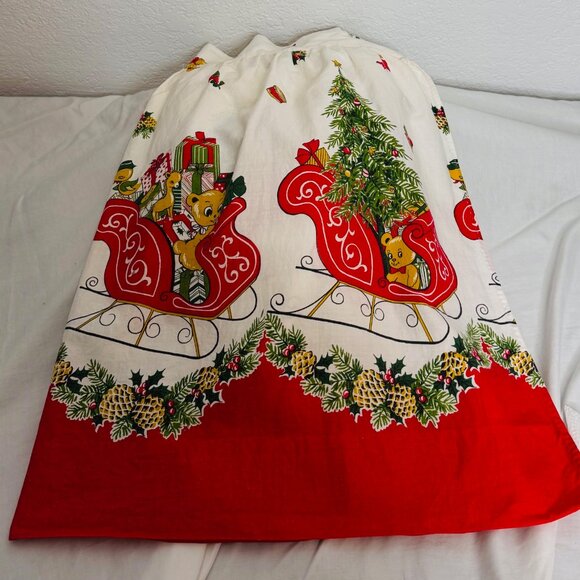 Circa 1970's -80's, whimsical Christmas half apron - Picture 1 of 9